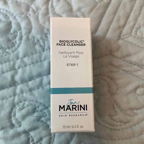 Make Up and Skin Care Goodies #11 - Picture 8 of 10